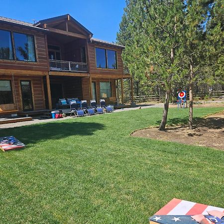 Beautiful Riverfront Near Mt Bachelor With Hot Tub Bend Buitenkant foto